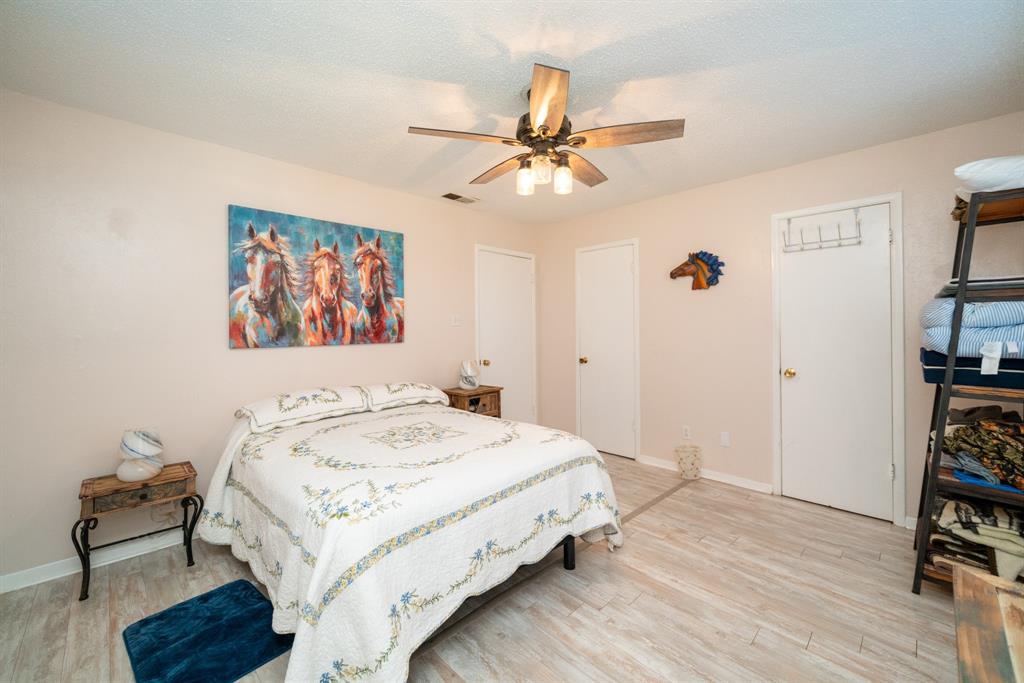 342 Old Easton Road Longview, TX 75603 - Photo 15 of 34