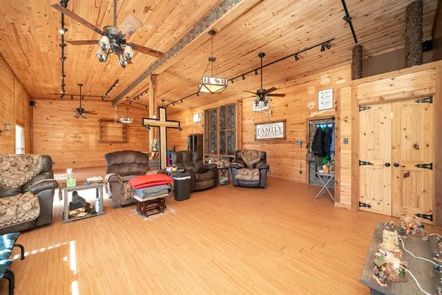 $460,000 | 342 Old Easton Road, Longview, TX 75603