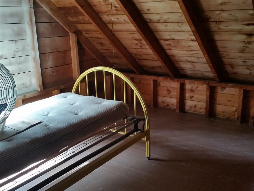 168 Dorset Road Rangeley, ME 04970 - Photo 25 of 35 Third floor, room 1