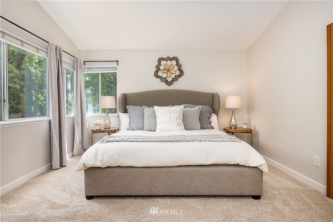12812 Northeast 200th Place Bothell, WA 98011 - Photo 18 of 28 Gallery Image 18