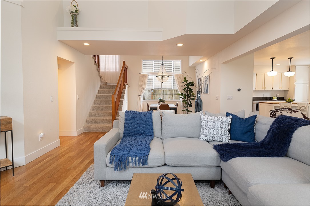 12812 Northeast 200th Place Bothell, WA 98011 - Photo 4 of 28 Gallery Image 4