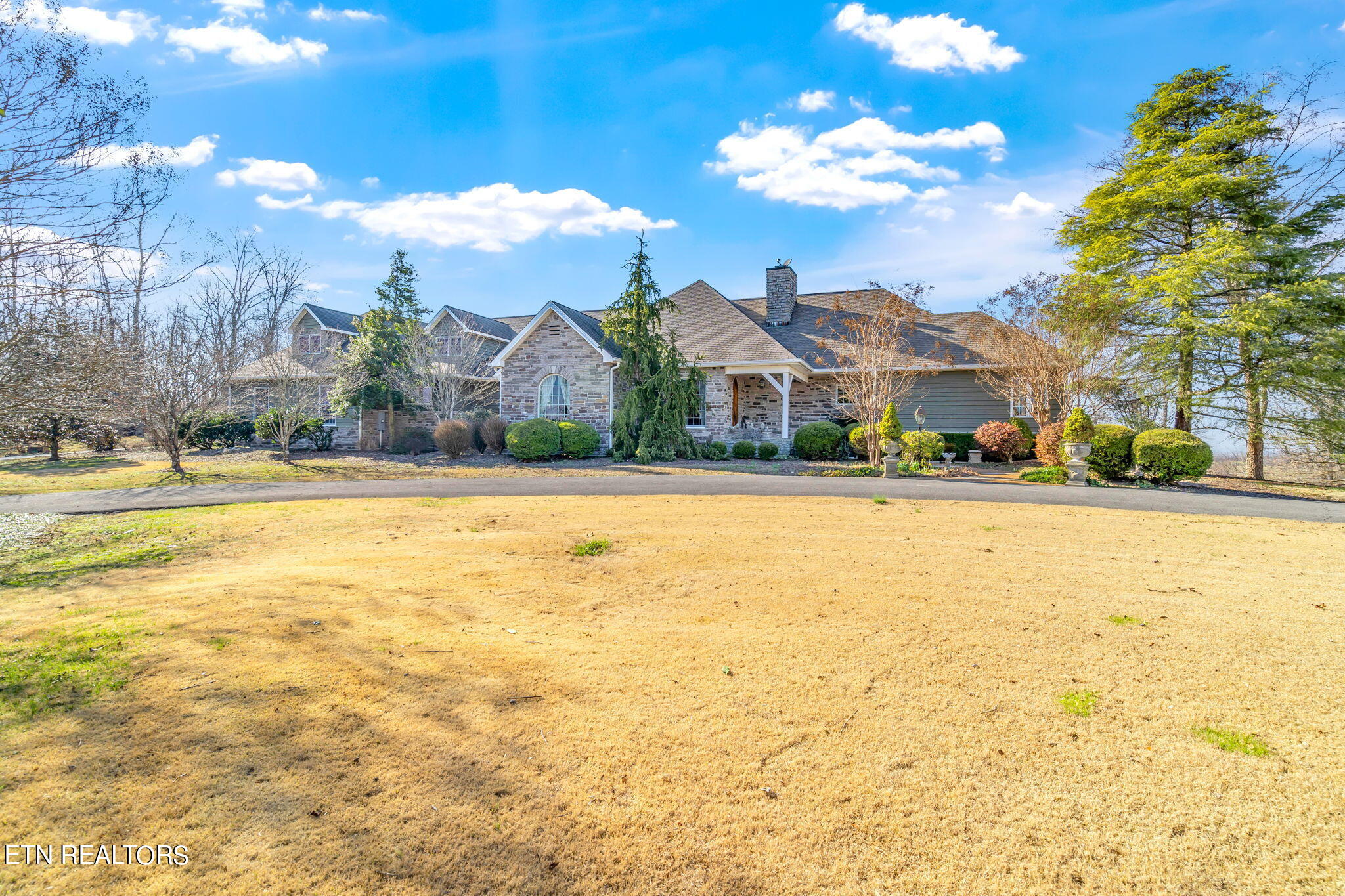 192 Briarcliff Road Sweetwater, TN 37874 - Photo 2 of 60 2-web-or-mls-192 Briarcliff Road-3
