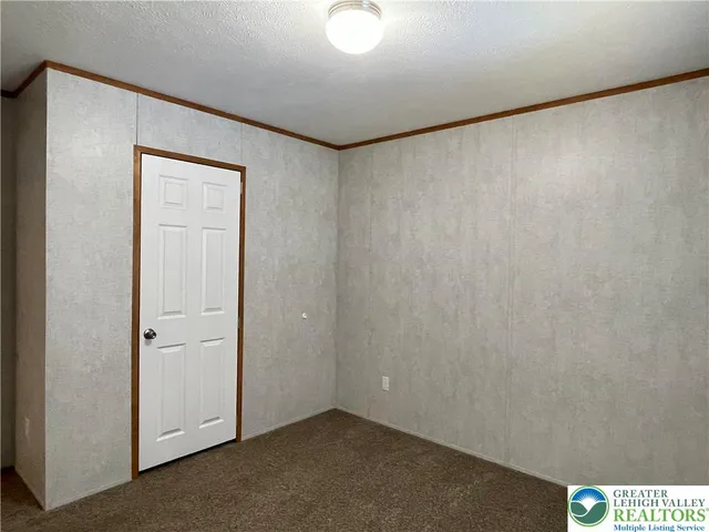 $140,000 | 194 Haddon Drive, Macungie, PA 18062