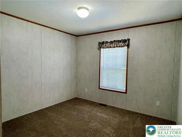 $140,000 | 194 Haddon Drive, Macungie, PA 18062