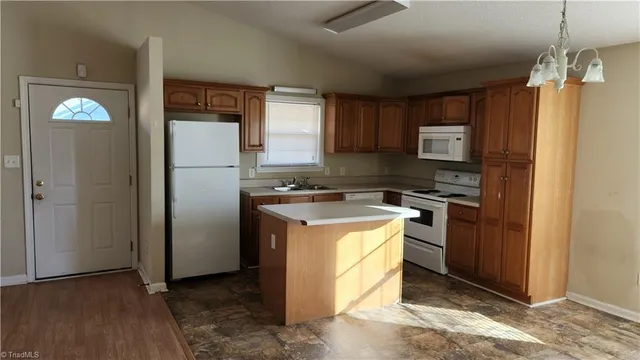 $185,000 | 214 Beddington Street, High Point, NC 27260