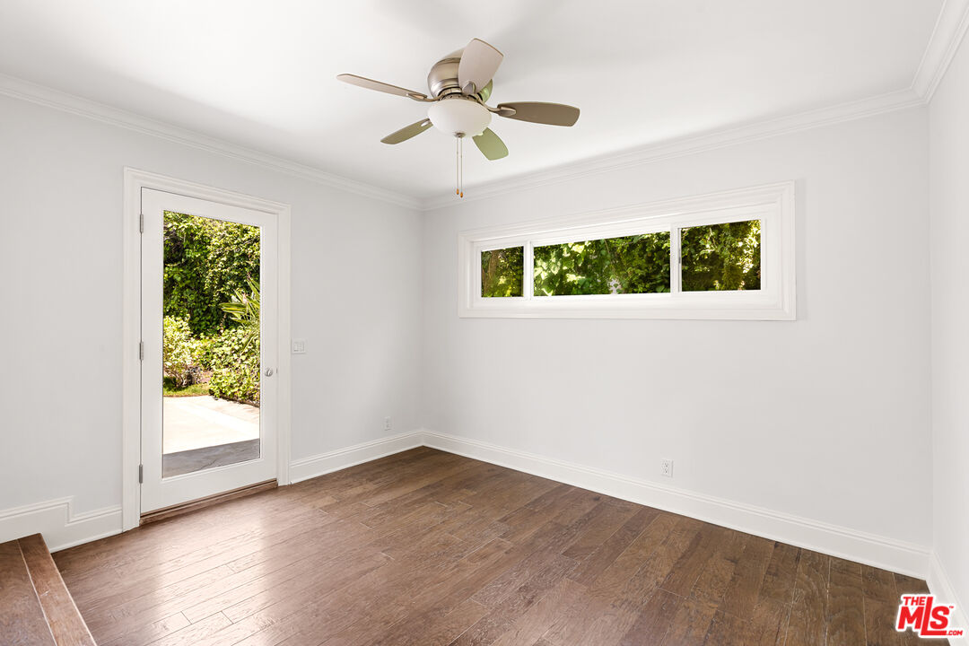 16661 Adlon Road Encino, CA 91436 - Photo 14 of 18 Gallery Image 14