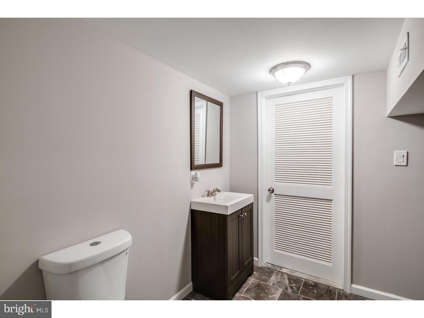 2105 Tasker Street Philadelphia, PA 19145 - Photo 11 of 21