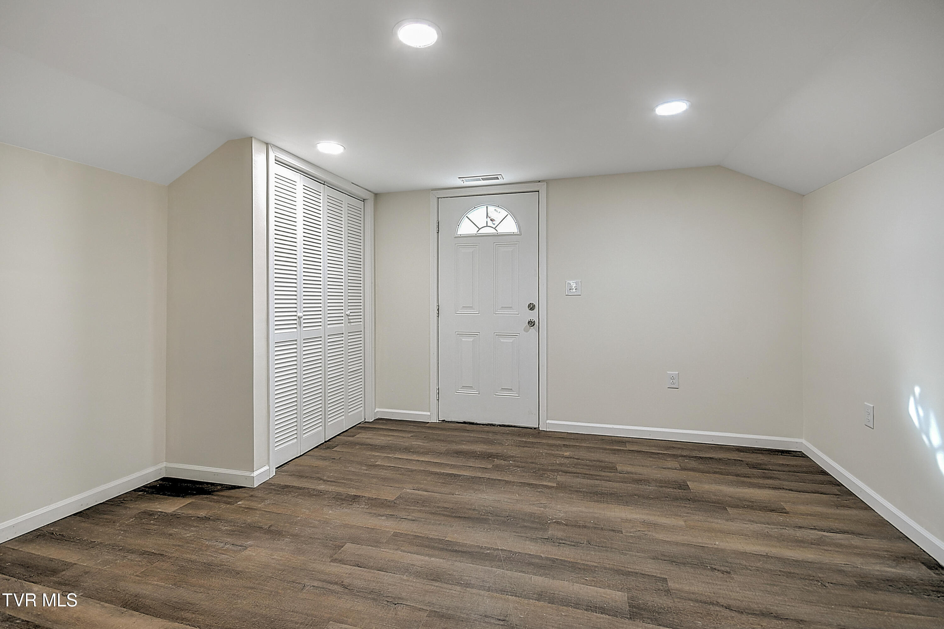 400 Lucy Road Kingsport, TN 37660 - Photo 32 of 39 400 Lucy CP-32