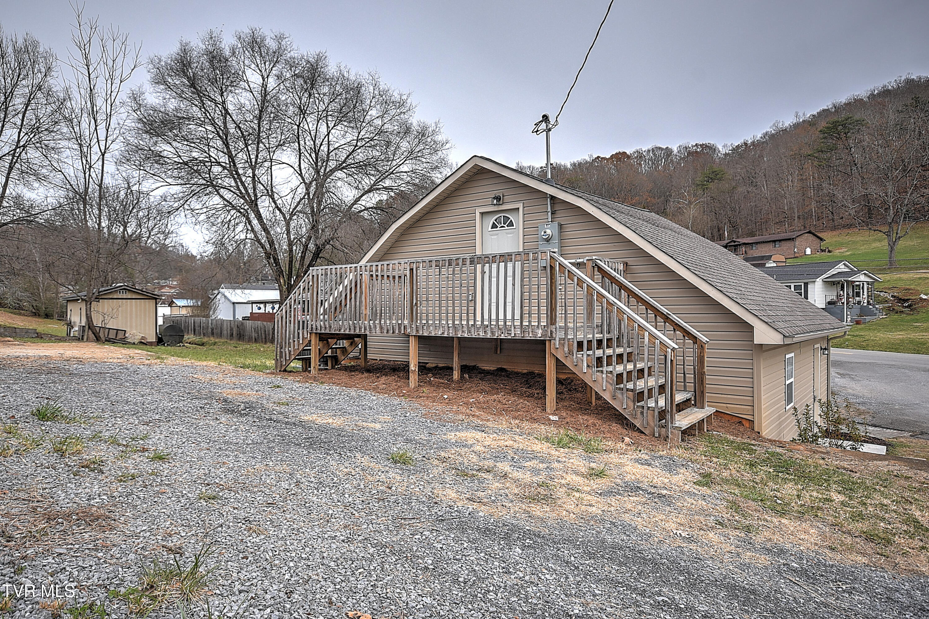 400 Lucy Road Kingsport, TN 37660 - Photo 5 of 39 400 Lucy CP-6