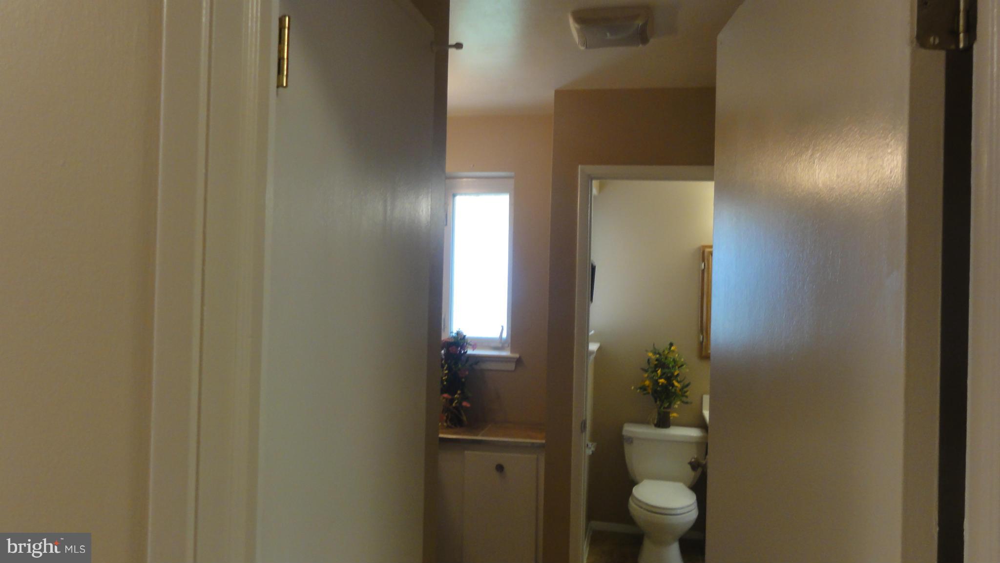 5400 Charlottesville Road Springfield, VA 22151 - Photo 12 of 30 Bath