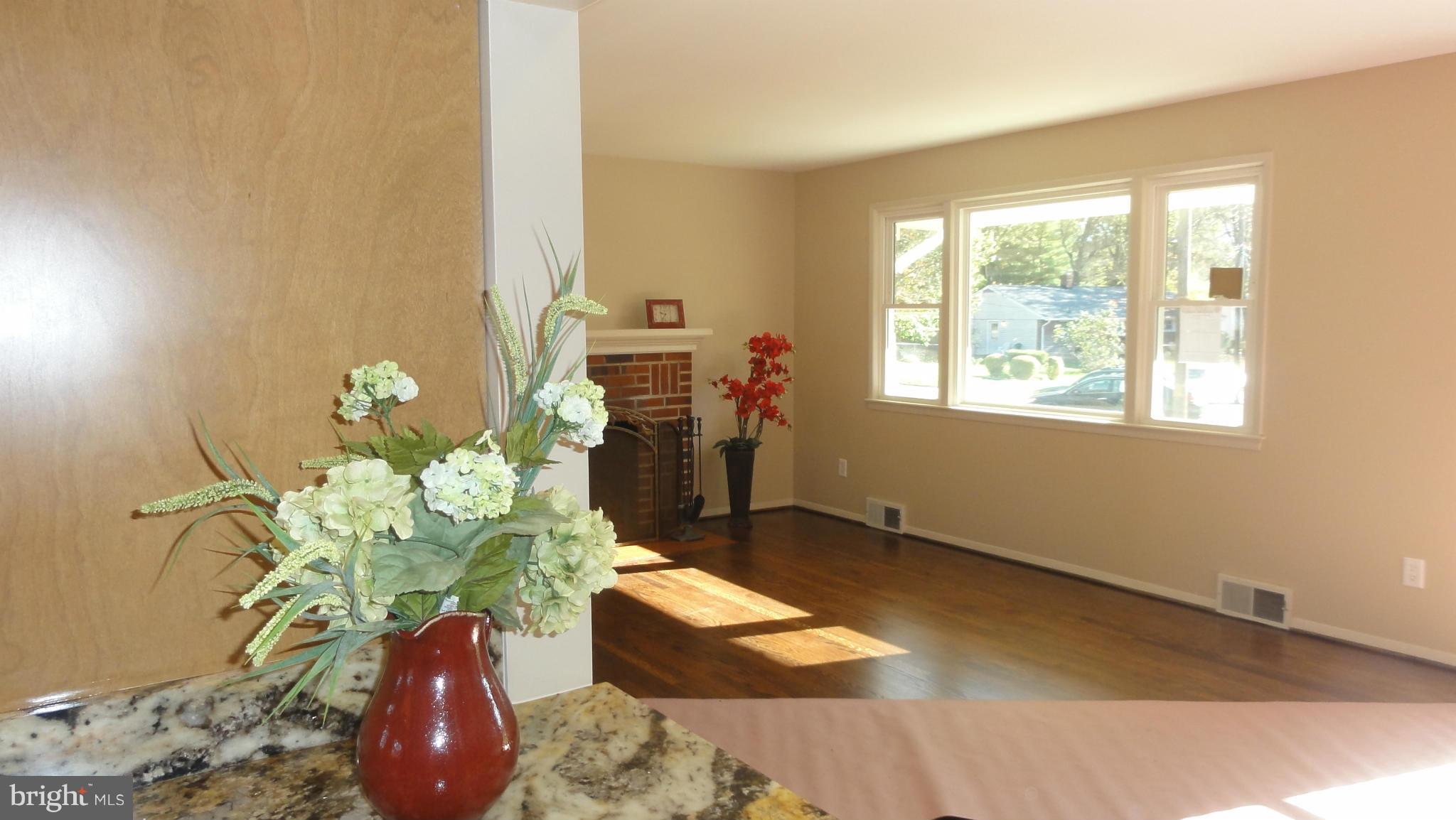 5400 Charlottesville Road Springfield, VA 22151 - Photo 22 of 30 Dining Room