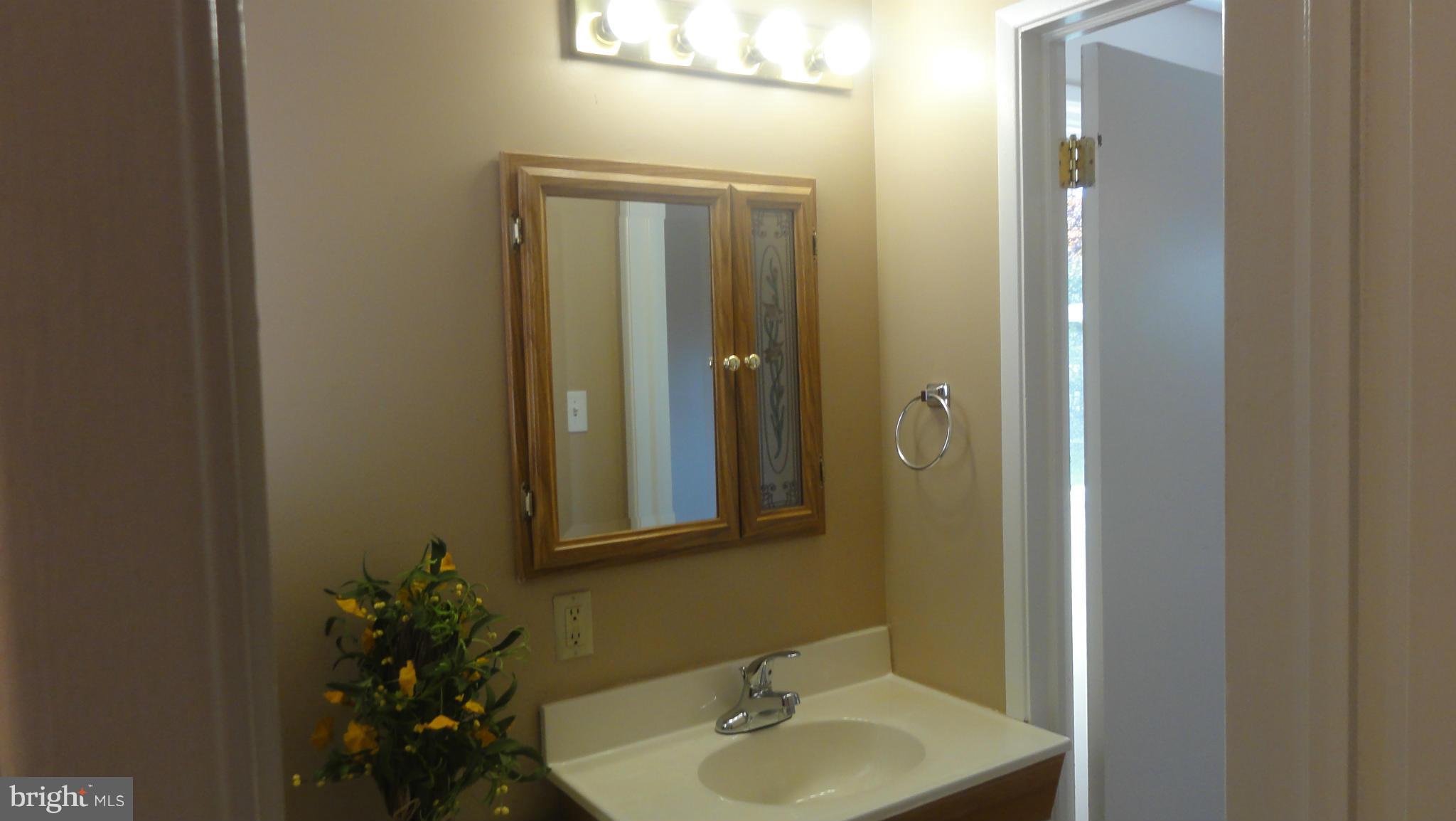 5400 Charlottesville Road Springfield, VA 22151 - Photo 24 of 30 Bath