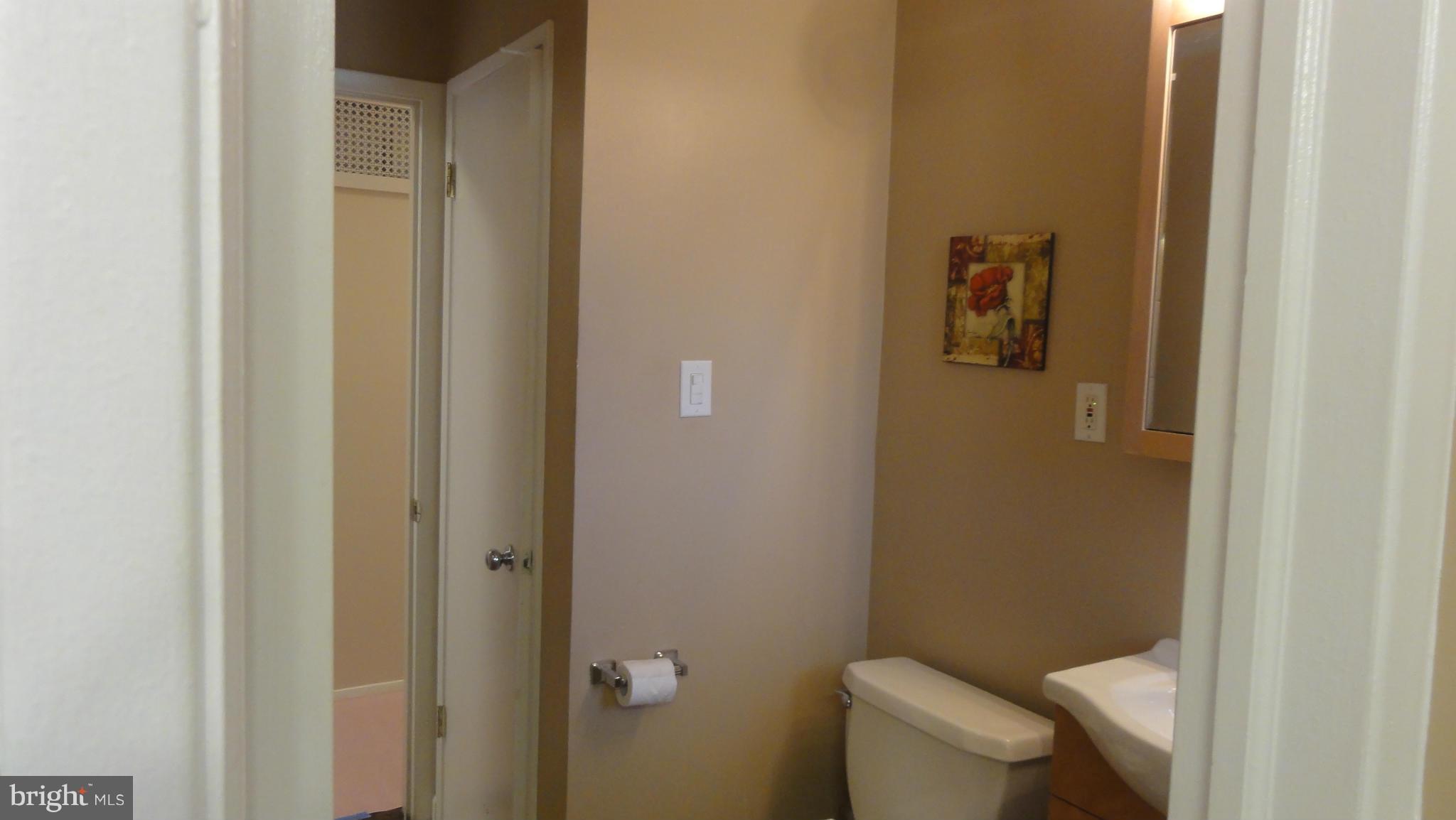 5400 Charlottesville Road Springfield, VA 22151 - Photo 26 of 30 Bath (Master)