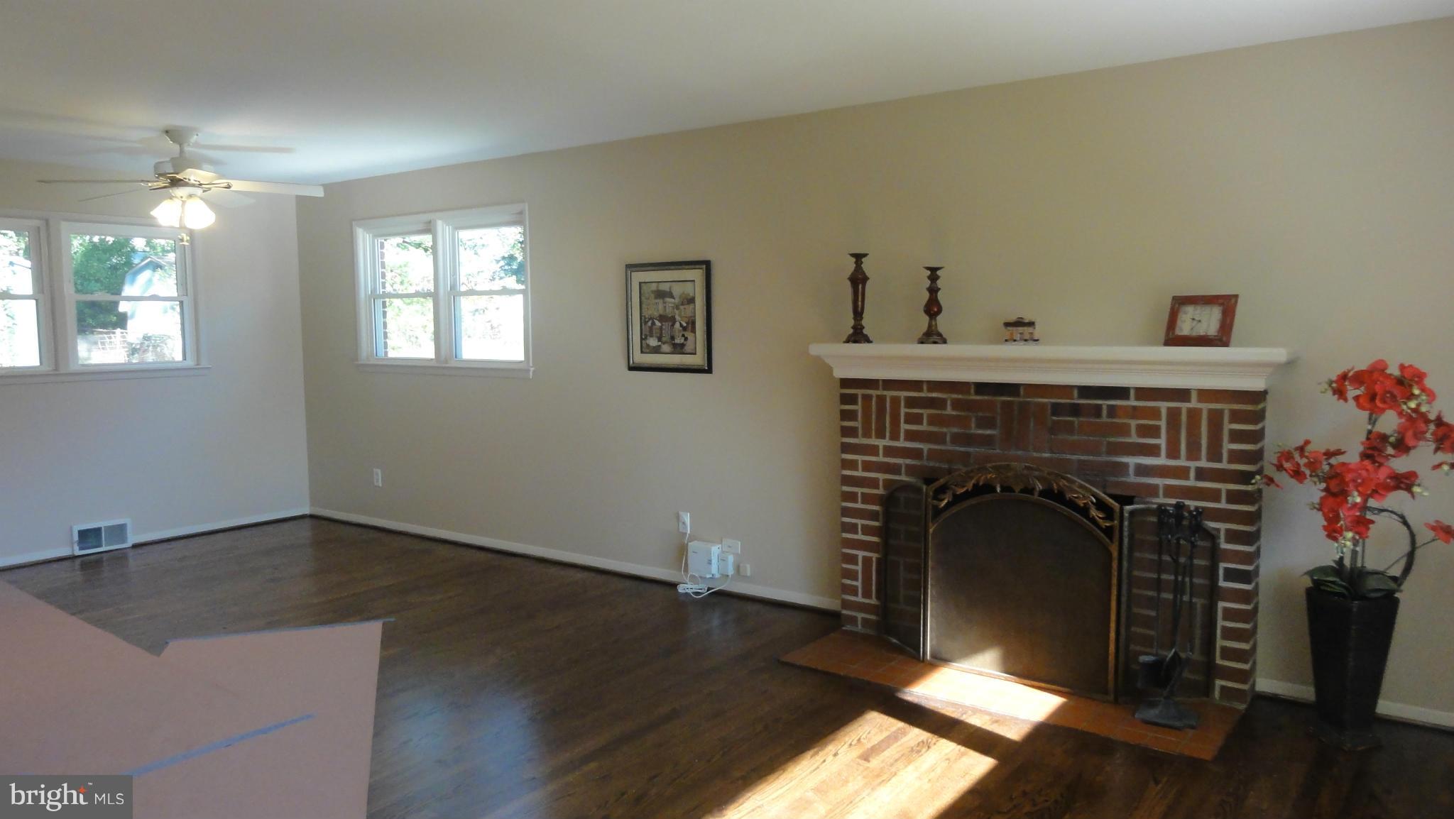 5400 Charlottesville Road Springfield, VA 22151 - Photo 7 of 30 Interior (General)