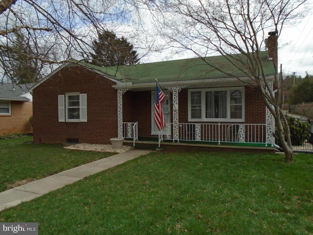 322 Irving Road York, PA 17403 - Photo 1 of 22 Gallery Image 1