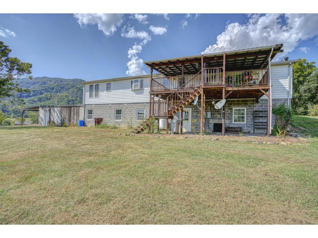 296 Taylor Road Fall Branch, TN 37656 - Photo 31 of 36 Photo 31