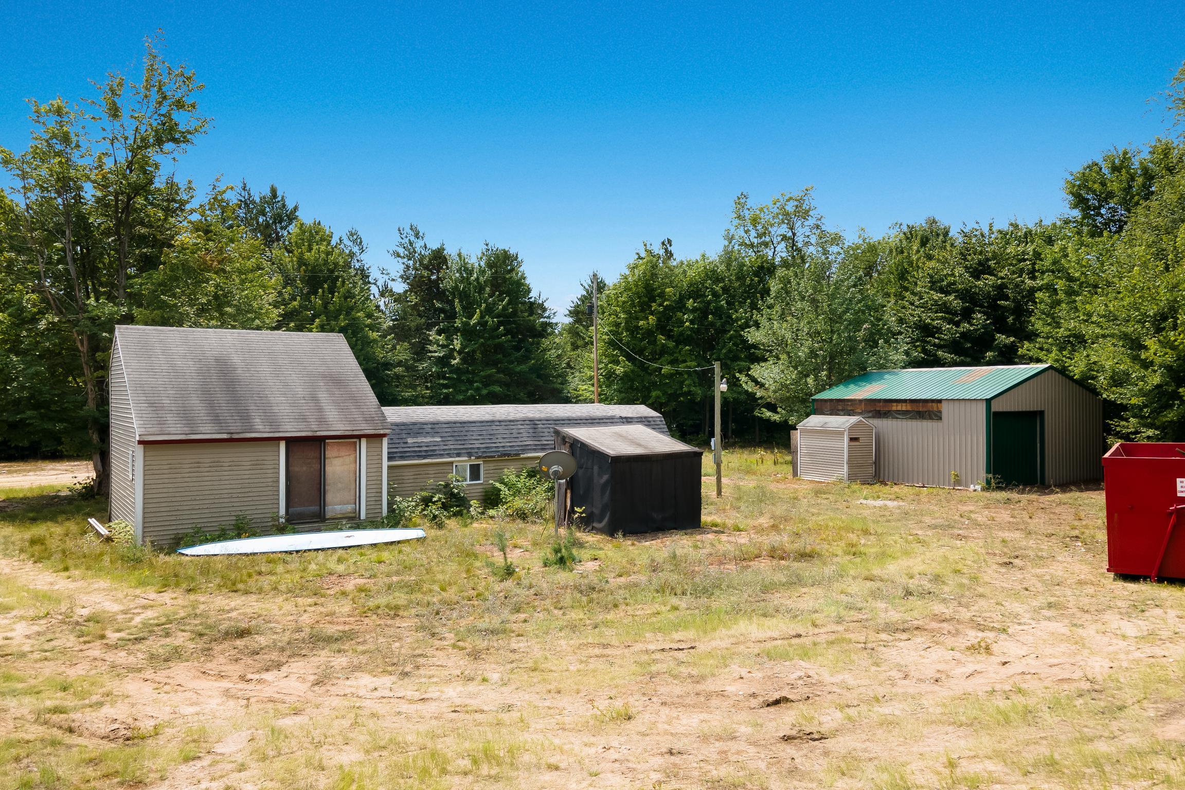 7830 Willis Road Benzonia, MI 49616 - Photo 3 of 19 Gallery Image 3
