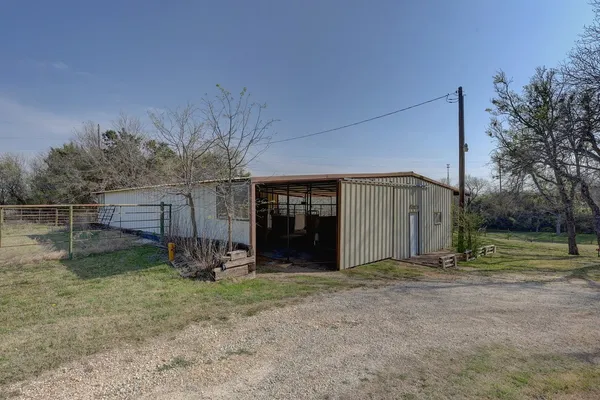 $685,000 | 190 Cr 3198 Valley Mills, Valley Mills, TX 76689