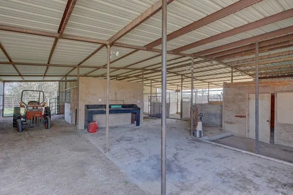 $685,000 | 190 Cr 3198 Valley Mills, Valley Mills, TX 76689