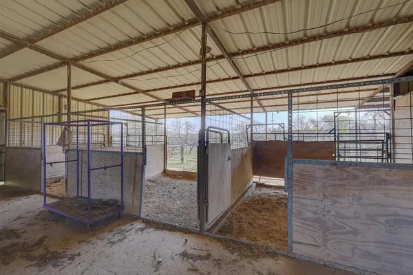 $685,000 | 190 Cr 3198 Valley Mills, Valley Mills, TX 76689