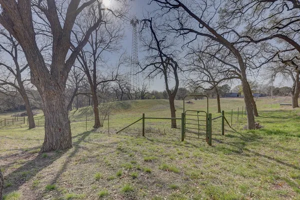$685,000 | 190 Cr 3198 Valley Mills, Valley Mills, TX 76689