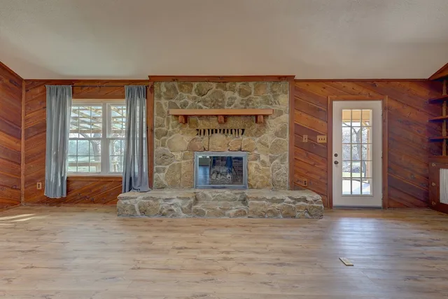 $685,000 | 190 Cr 3198 Valley Mills, Valley Mills, TX 76689