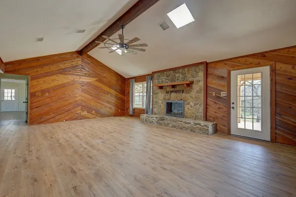 $685,000 | 190 Cr 3198 Valley Mills, Valley Mills, TX 76689