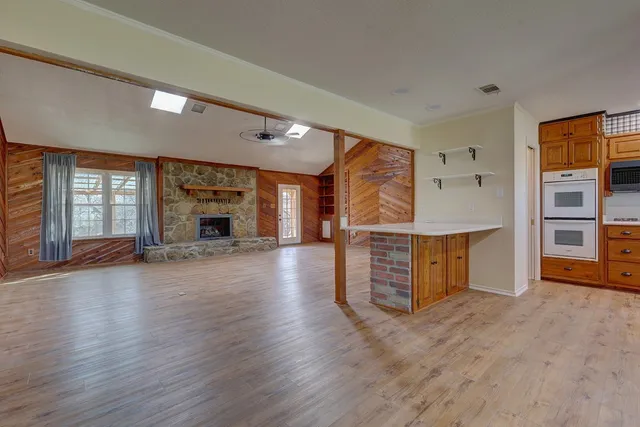 $685,000 | 190 Cr 3198 Valley Mills, Valley Mills, TX 76689