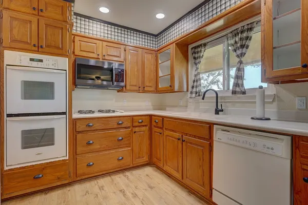 $685,000 | 190 Cr 3198 Valley Mills, Valley Mills, TX 76689