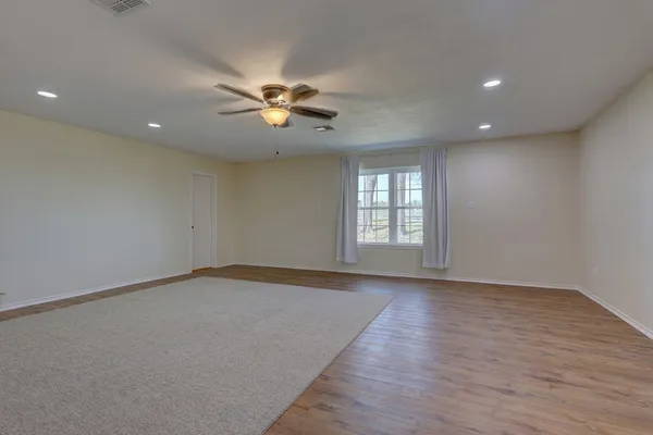 $685,000 | 190 Cr 3198 Valley Mills, Valley Mills, TX 76689