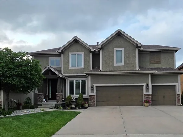 $572,900 | 21836 West 176th Terrace, Olathe, KS 66062