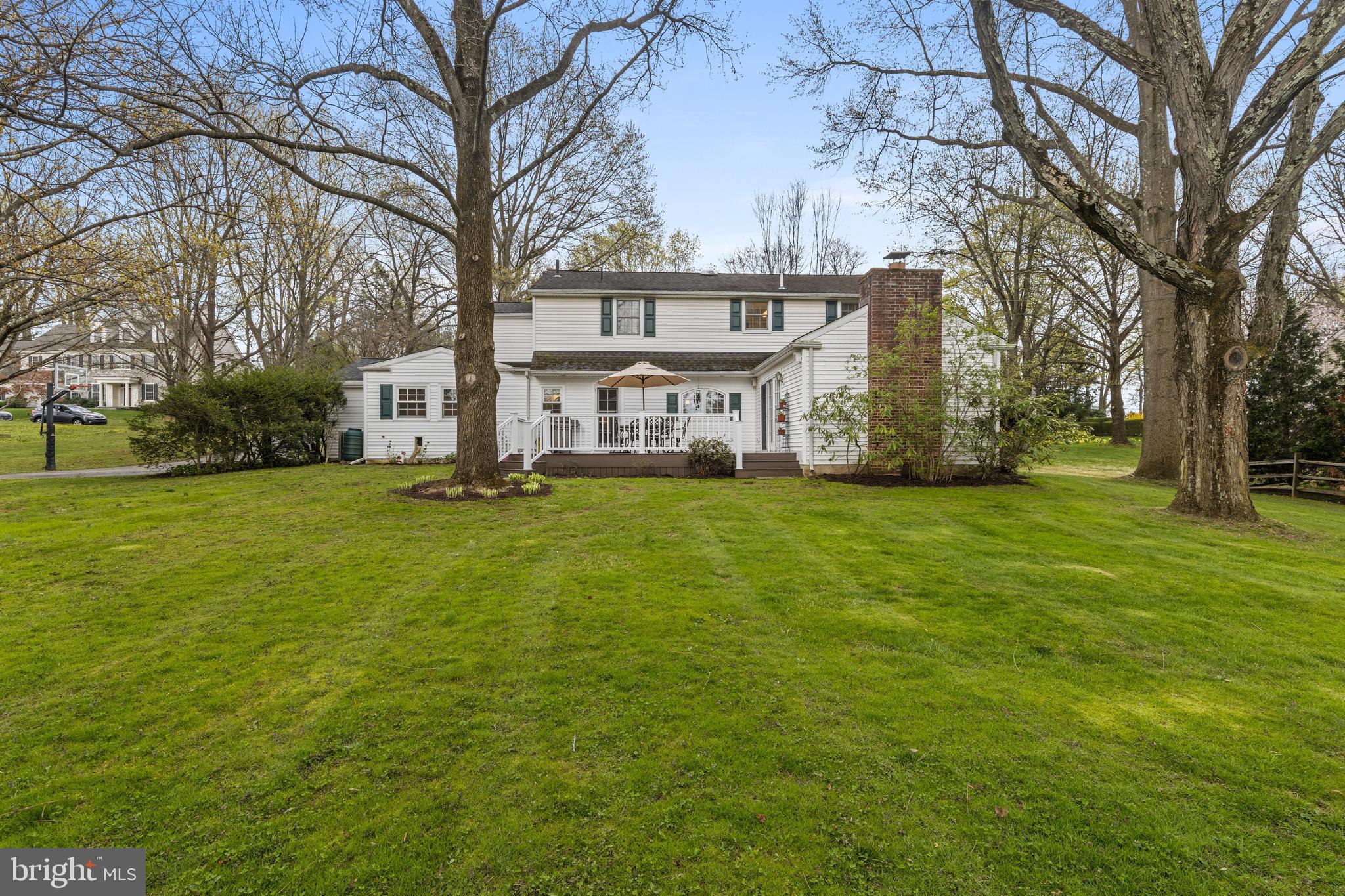 392 Yorkshire Road Bryn Mawr, PA 19010 - Photo 2 of 35 GREAT yard for recreation, gardening, or pool