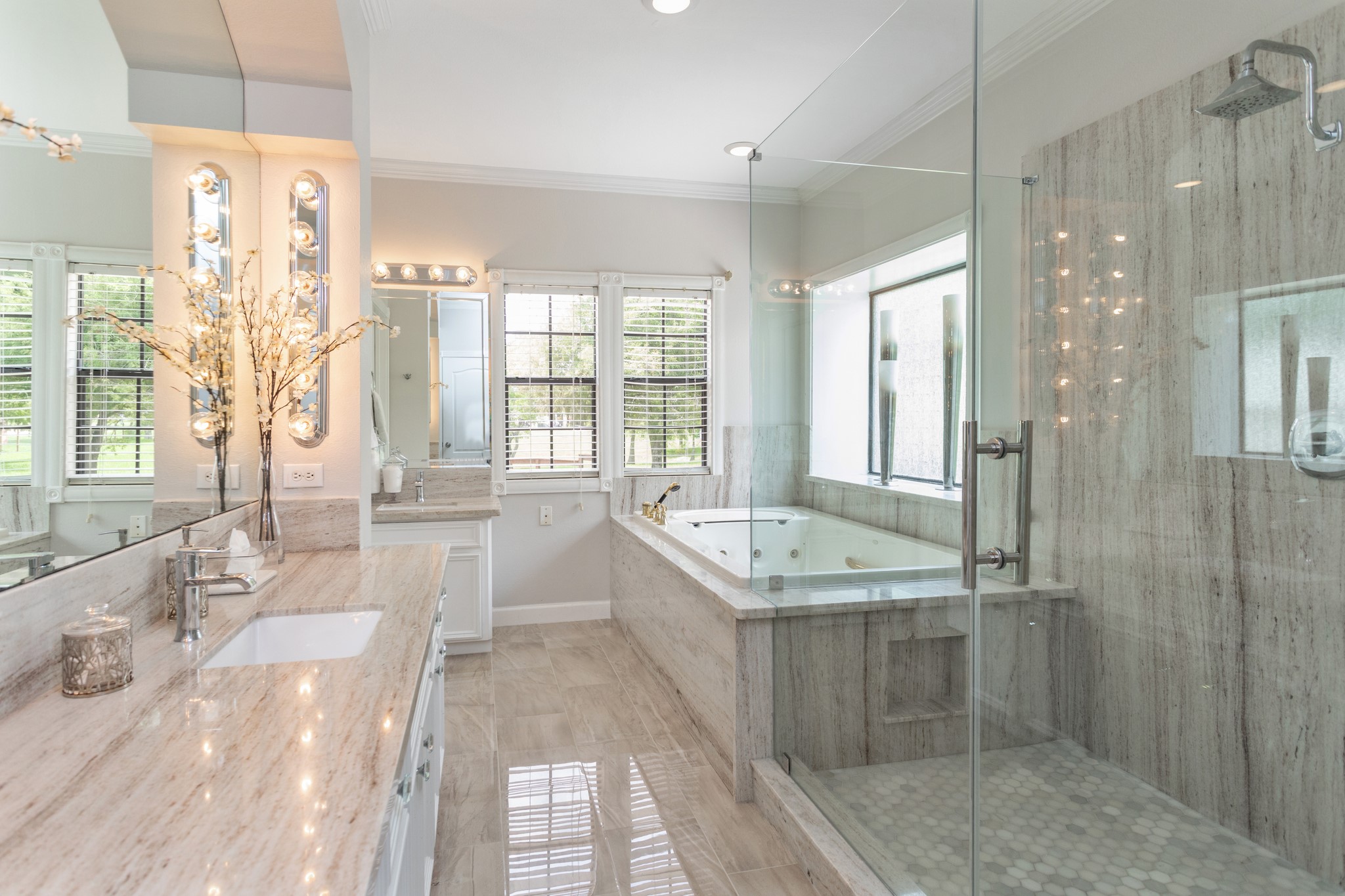 9108 Quail Ridge Drive Manvel, TX 77578 - Photo 18 of 48 Spa-like bath