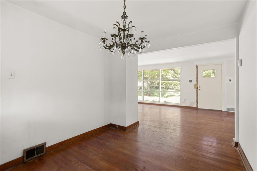 218 Long Road Pittsburgh, PA 15235 - Photo 7 of 17