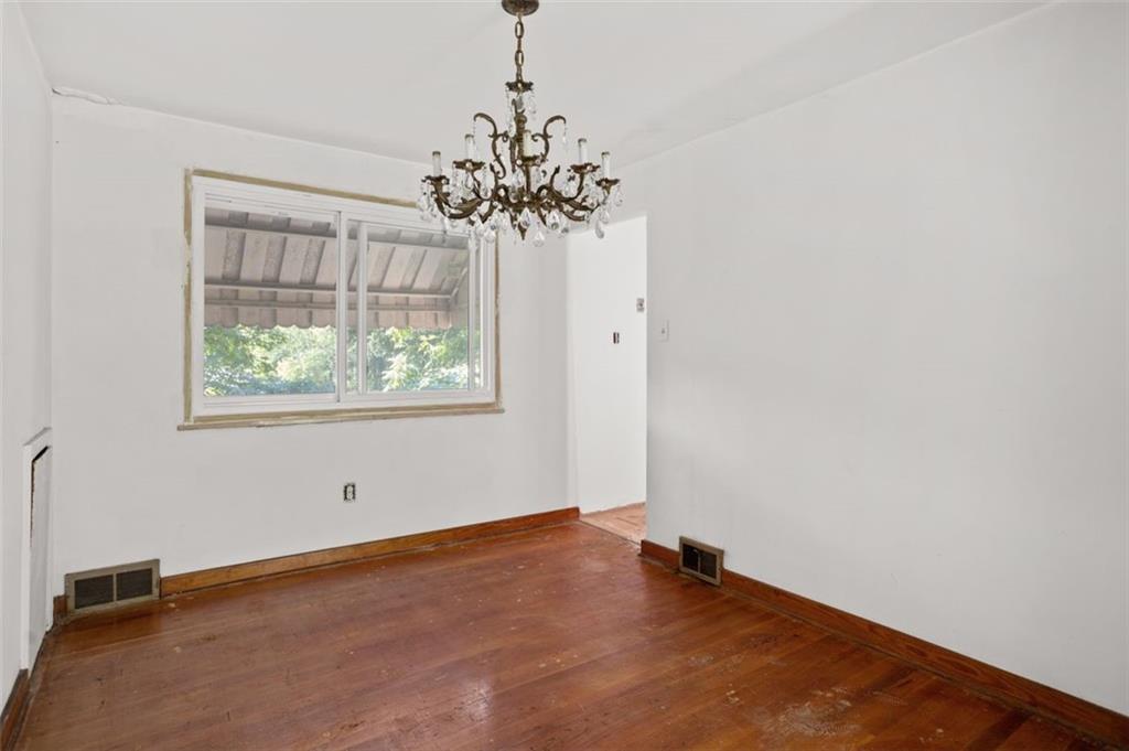 218 Long Road Pittsburgh, PA 15235 - Photo 8 of 17