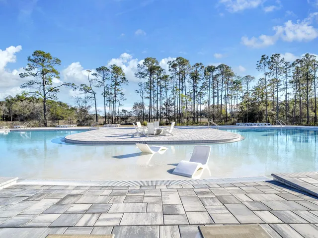 $414,000 | 29 Apollo Avenue, Freeport, FL 32439