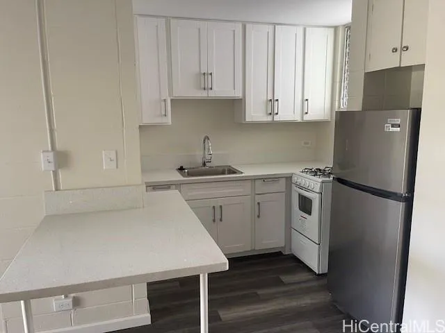 $1,950 | 1430 Wilder Avenue, Unit 301, Honolulu, HI 96822