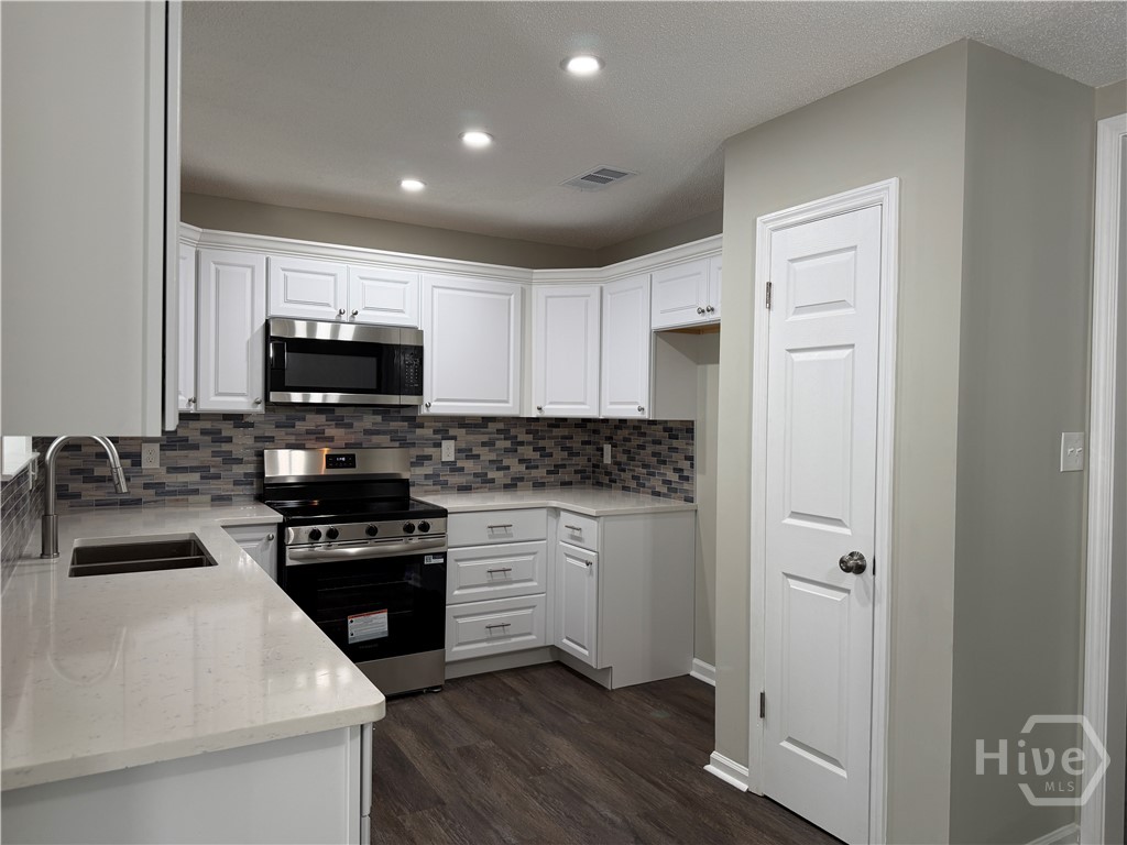 215 Pinecrest Place Pooler, GA 31322 - Photo 4 of 26