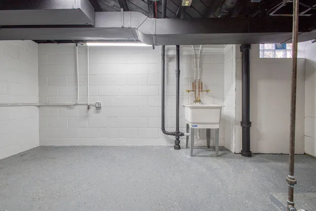 $475,000 | 7245 North Seneca Avenue, Glendale, WI 53217