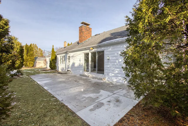 $475,000 | 7245 North Seneca Avenue, Glendale, WI 53217