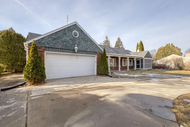 $475,000 | 7245 North Seneca Avenue, Glendale, WI 53217