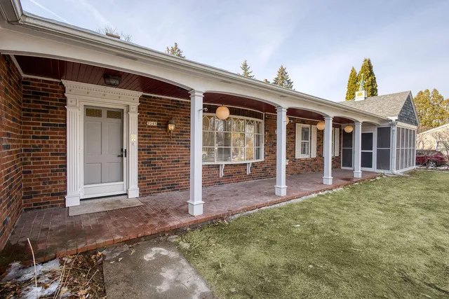 $475,000 | 7245 North Seneca Avenue, Glendale, WI 53217