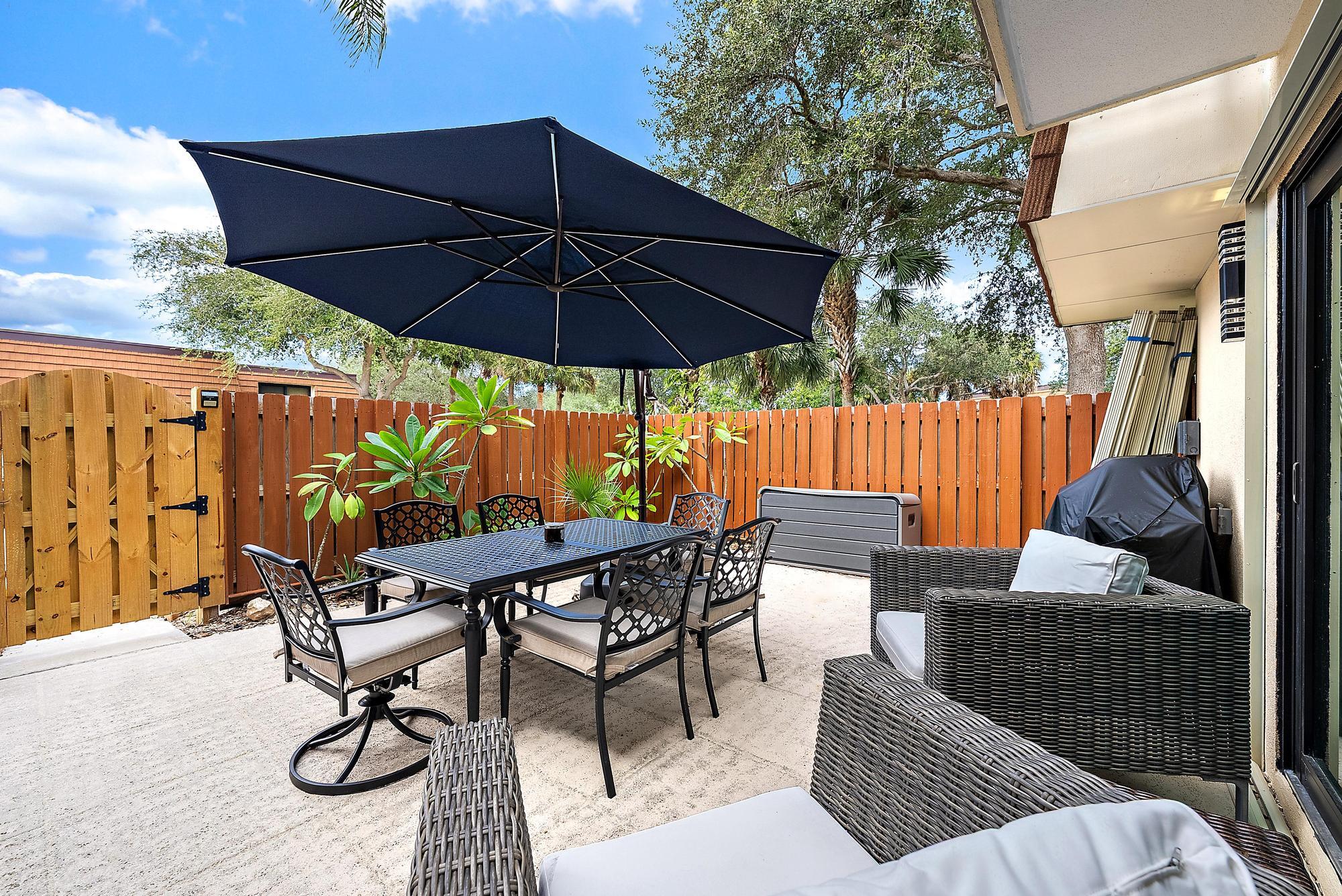 2902 29th Court Jupiter, FL 33477 - Photo 10 of 24 2902 29th Ct-8