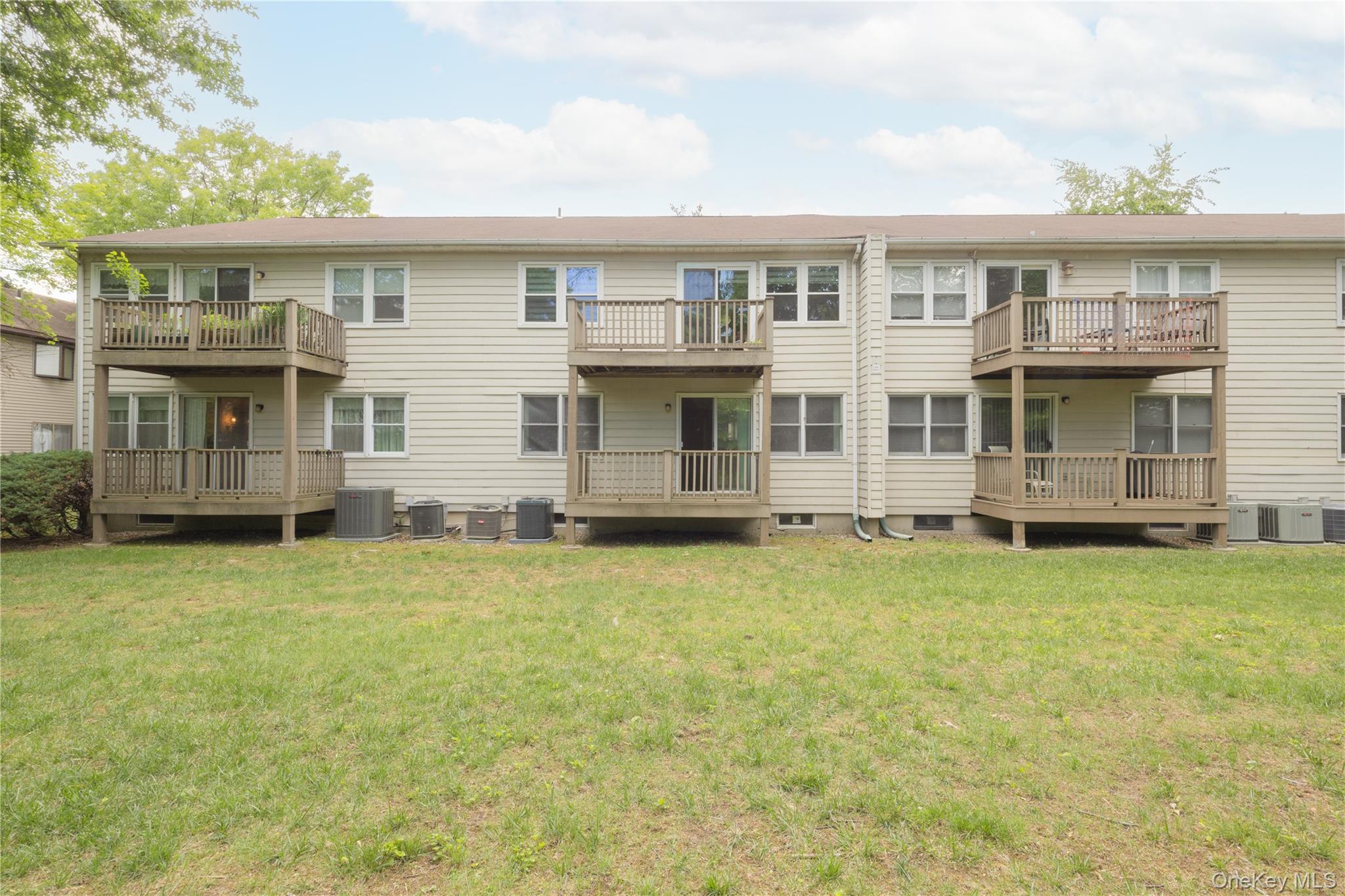 135 West Nyack Road, Unit 93 Nanuet, NY 10954 - Photo 13 of 17