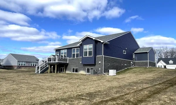 $599,000 | 3436 Roslyn Drive, Ypsilanti, MI 48197