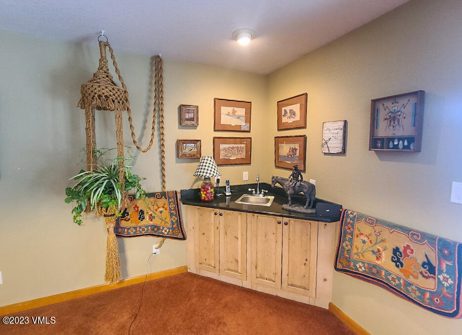 1072 Mesa Drive Eagle, CO 81631 - Photo 14 of 34 a very nice looking room with a large window