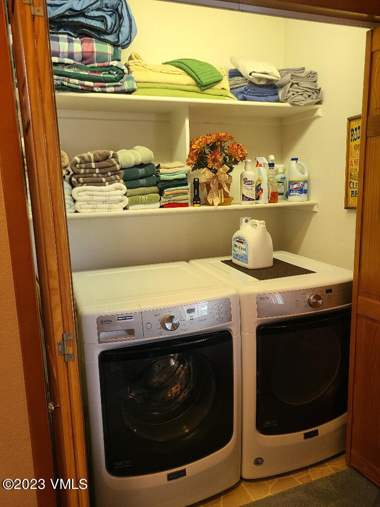 1072 Mesa Drive Eagle, CO 81631 - Photo 32 of 34 a view of a fireplace and an empty table