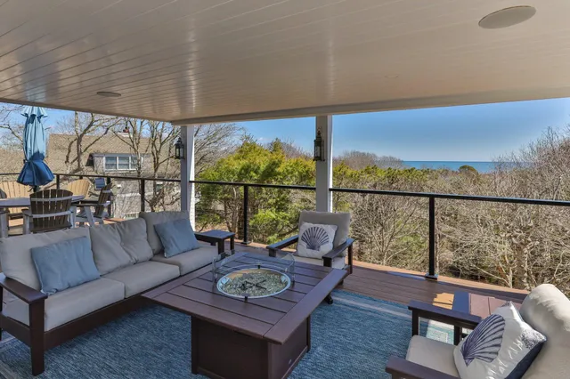 $4,750,000 | 87 Oyster Pond Road, Falmouth, MA 02540