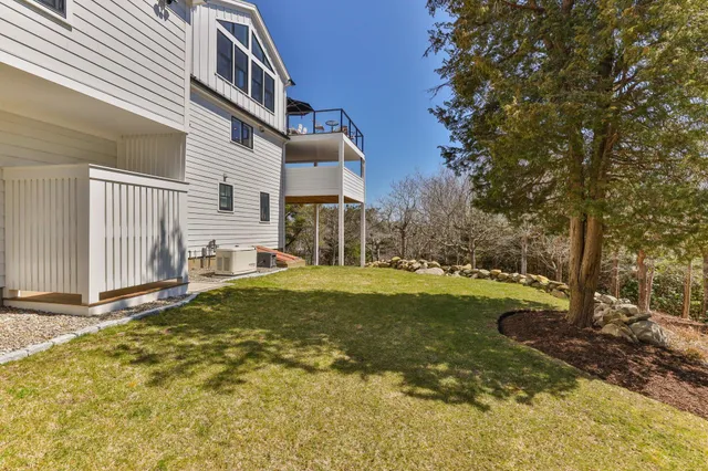 $4,750,000 | 87 Oyster Pond Road, Falmouth, MA 02540