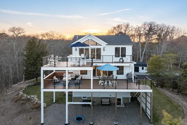 $4,750,000 | 87 Oyster Pond Road, Falmouth, MA 02540